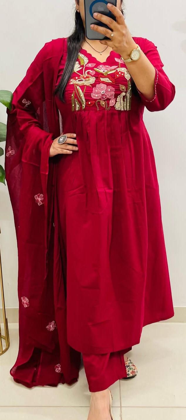Trending Viral Suit